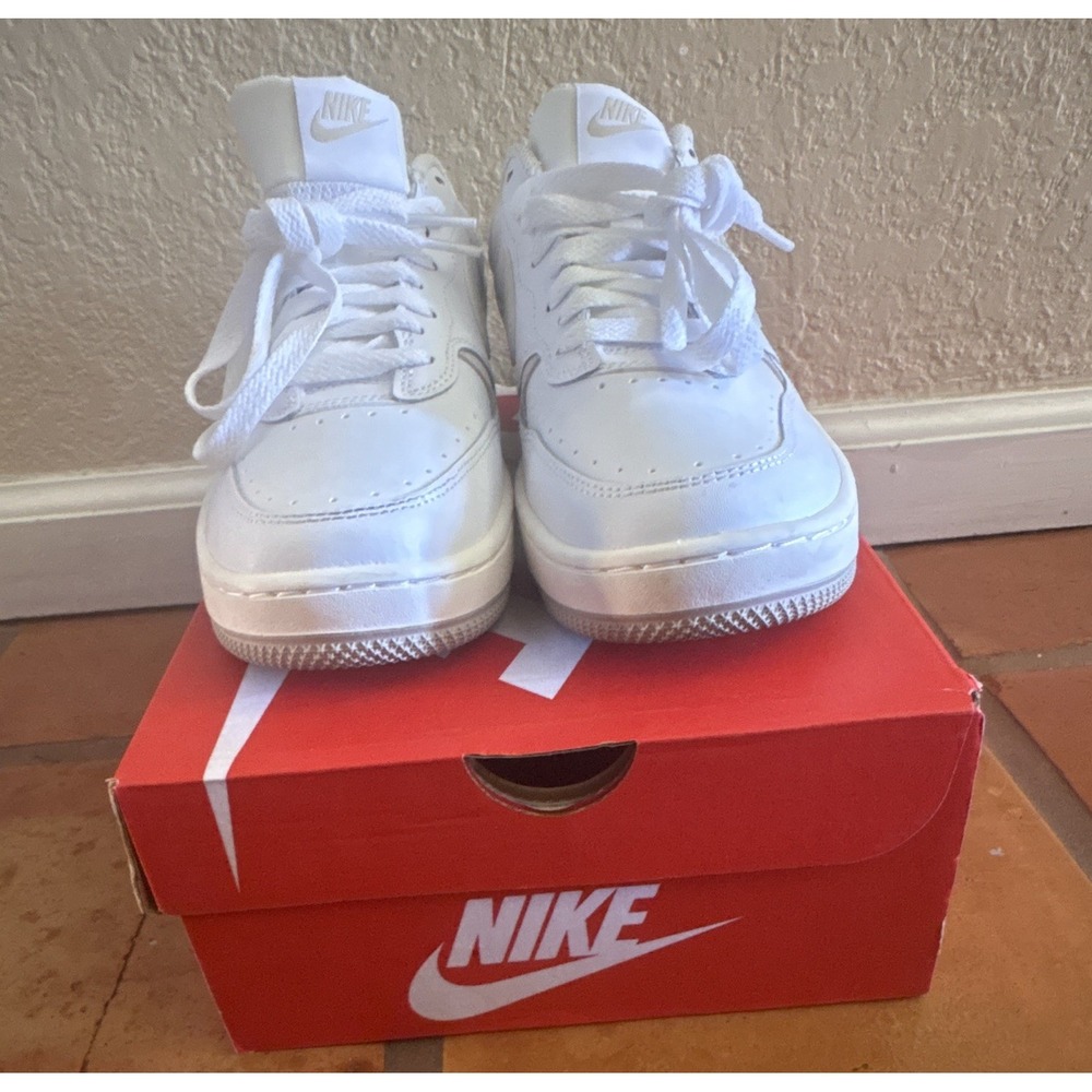 Nike Gamma Force White Solid Lace-Up Sneakers Womens Casual HV4403-601 Size 7